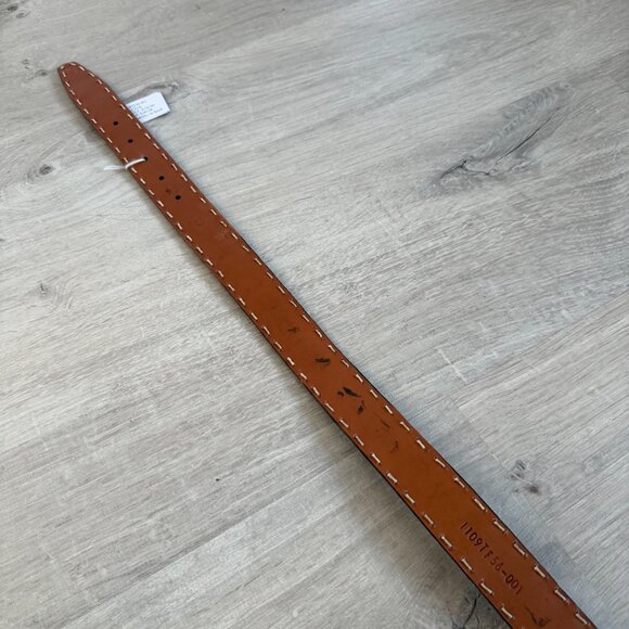 Trafalgar Walton Crocodile Belt with Contrast Stitch brand new NWT size M - Picture 11 of 11